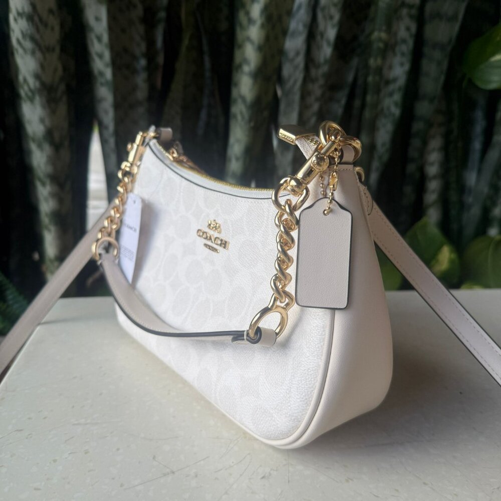 coach Teri Shoulder Bag In Signature Canvas cv933 - Picture 5 of 8